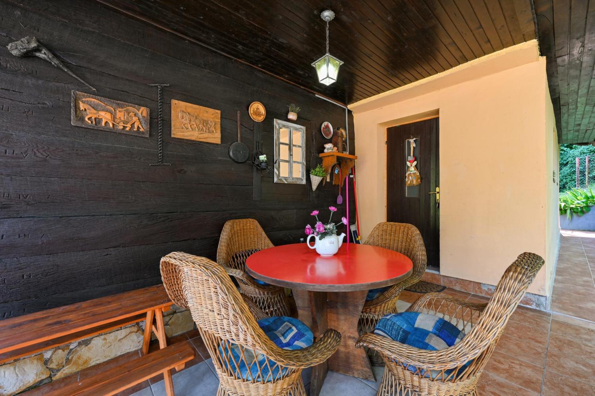Kuca Viola, Traditional Wooden House In Tuhelj Esterno foto