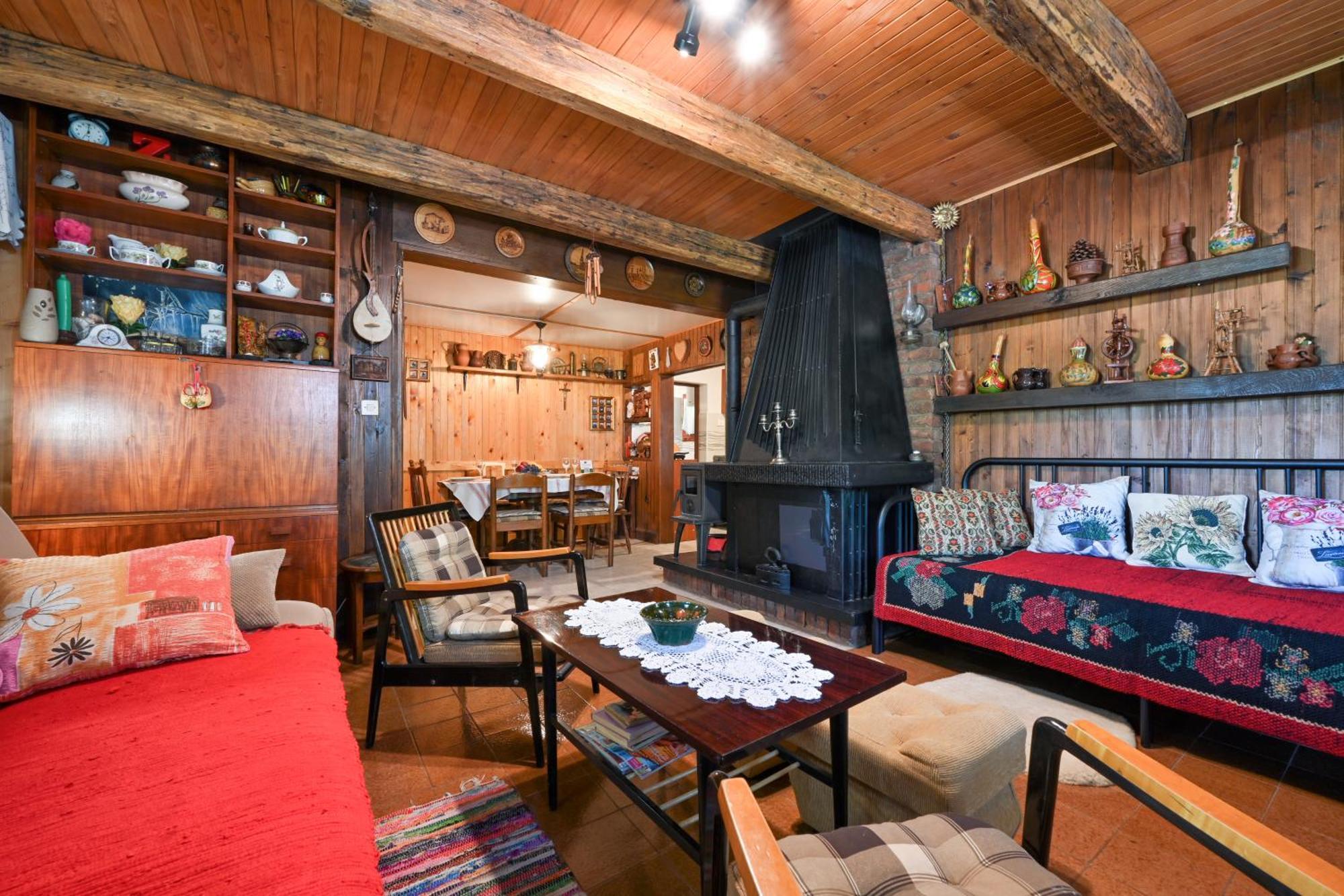 Kuca Viola, Traditional Wooden House In Tuhelj Esterno foto